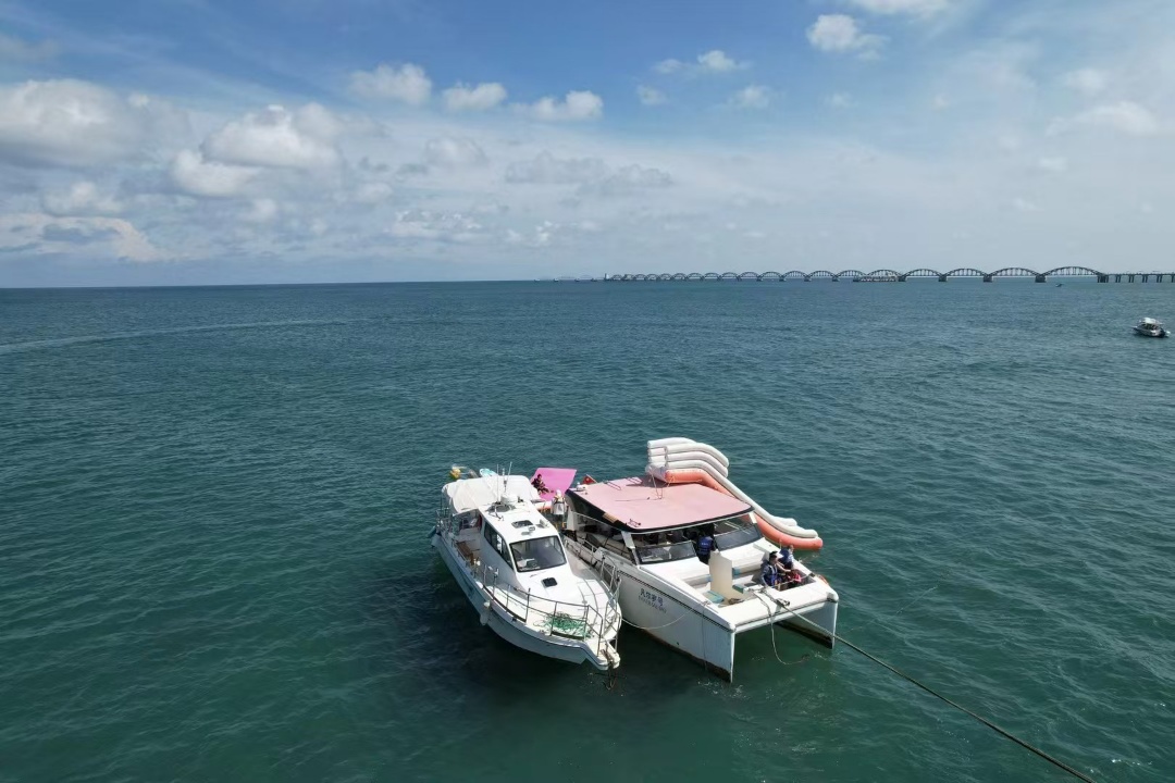 涠洲岛游艇出海